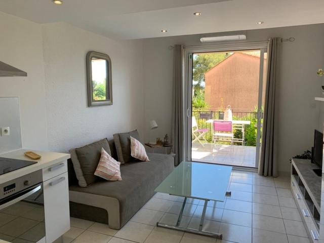 Calmeraie Plage Apartment Villeneuve-Loubet Ngoại thất bức ảnh